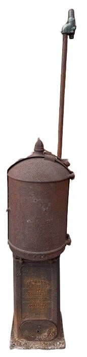 BOWSER RED SENTRY CURB GAS PUMP (1 of 5)