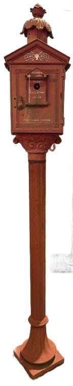 GAMEWELL ANTIQUE FIRE ALARM / TELEGRAPH CAST IRON: ON POST. 82" TALL BASE: 18" X18"