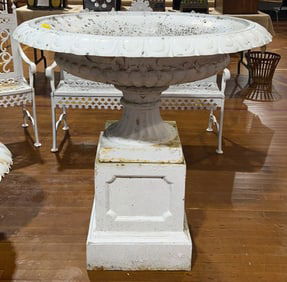 LARGE 2 PIECE IRON GARDEN URN