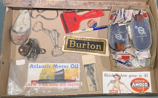 COLLECTION OF VARIOUS ADVERTISING & BOTTLE: OPENERS