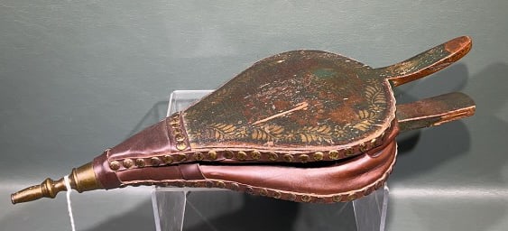 ANTIQUE PAINTED BELLOW (1 of 6)