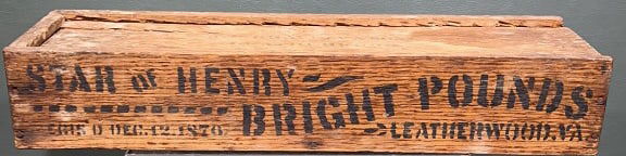 STAR OF HENRY BRIGHT POUNDS WOODEN ADVERTISING BOX