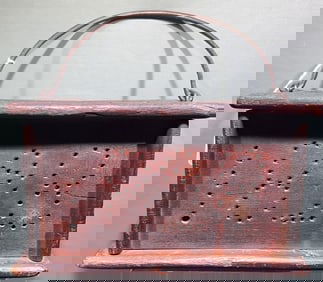 1828 WOODEN FOOT WARMER