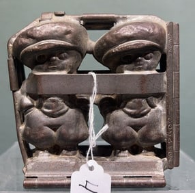 BORTZ CHOCOLATE MOLD OF BOYS IN KNICKERS