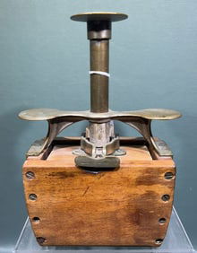 ANTIQUE H.E.S. BUTTER MOLD