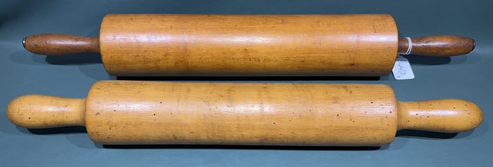 2 LARGE ROLLING PINS