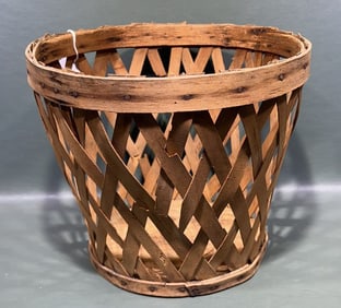ANTIQUE BASKET
