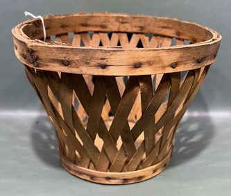 ANTIQUE BASKET