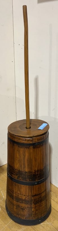 ANTIQUE BARREL BUTTER CHURN (1 of 4)