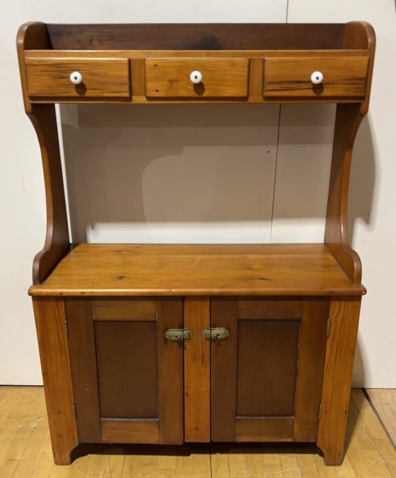 ANTIQUE COUNTRY BUCKET BENCH: 37-1/2" X 53" X 16"