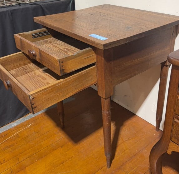 HANDMADE 2 DOOR WALNUT WORK TABLE - 3