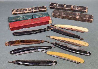 COLLECTION OF VARIOUS STRAIGHT RAZORS