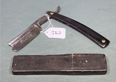 WADE & BUTCHER "THE CELEBRATED" STRAIGHT RAZOR