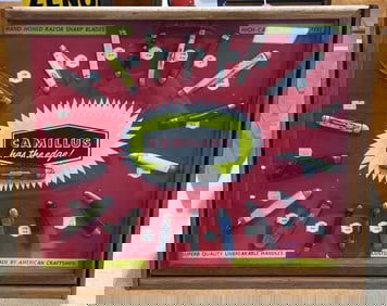 CAMILLUS CUTLERY CO. ADVERTISING DISPLAY CASE