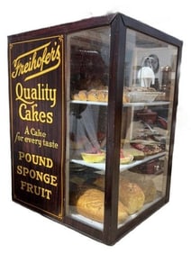 FREIHOFER'S QUALITY CAKES METAL DISPLAY CASE