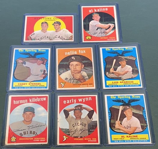 8 1959 TOPPS BASEBALL CARDS (1 of 10)