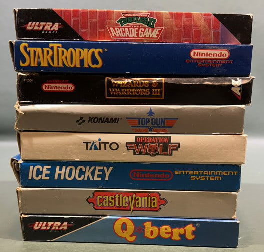 8 NINTENDO NES GAMES W/ BOXES & MANUALS (1 of 3)