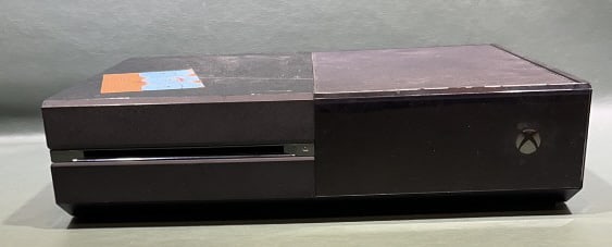 XBOX ONE CONSOLE - 2