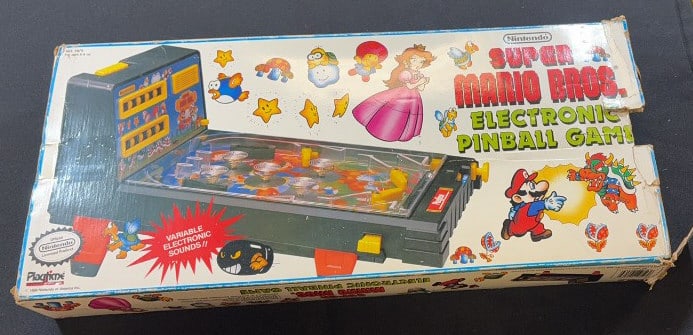 NINTENDO SUPER MARIO BROS ELECTRIC PINBALL GAME (1 of 4)