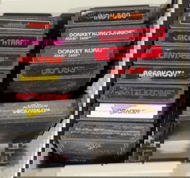 (12) ATARI 2600 VIDEO GAMES W/ CASE (1 of 2)