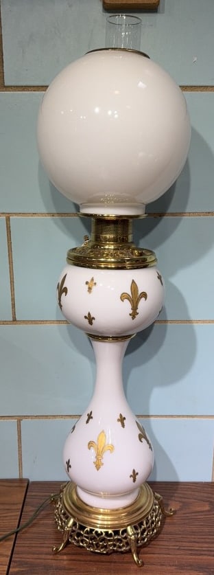 "THE ROCHESTER" HAND PAINTED TABLE LAMP: 33 1/2" X 8"