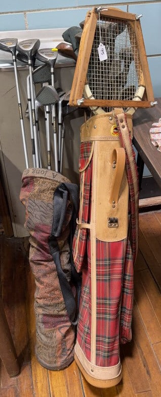 2 VINTAGE SETS OF GOLF CLUBS (1 of 7)