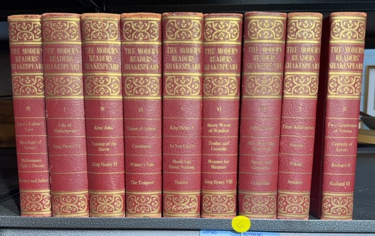 SET OF "THE MODERN READERS SHAKESPEARE" ~ 9 VOLUME (1 of 4)