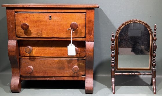 MINI 3 DRAWER CHEST & SHAVING MIRROR (1 of 5)