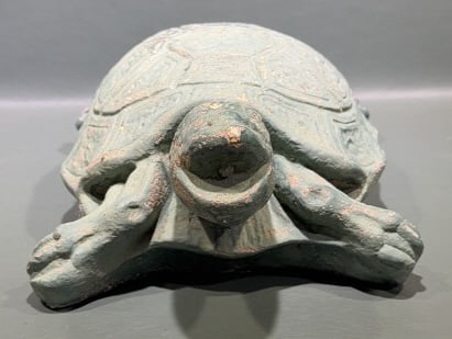 SMALL VINTAGE CONCRETE TURTLE: 15" X 6"