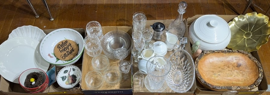 4 BOXES OF VARIOUS DISHES: ~