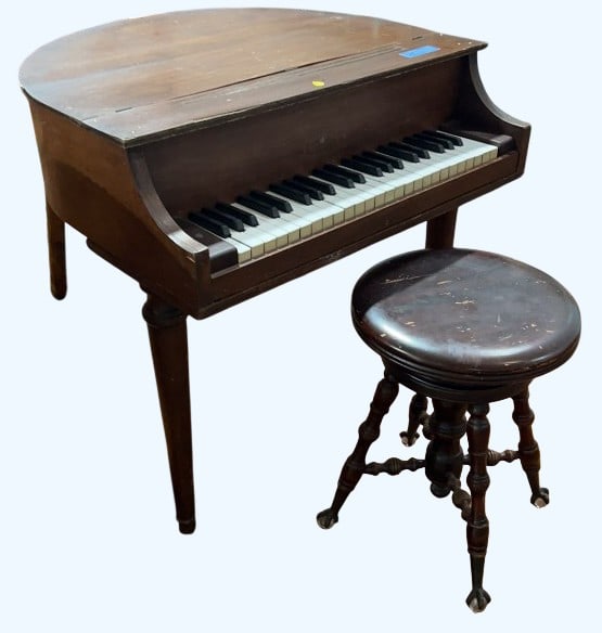 WURLITZER CHILD'S PIANO & STOOL (1 of 4)