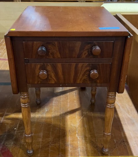 ANTIQUE CHERRY & MAHOGANY DROP LEAF STAND (1 of 4)
