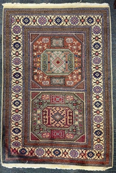 HANDMADE ORIENTAL SMALL AREA RUG (1 of 4)