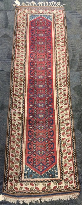 ORIENTAL HANDMADE RUNNER (1 of 4)