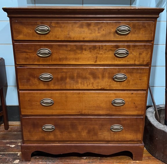 ANTIQUE NEW ENGLAND FIVE DRAWER SEMI TALL CHEST (1 of 8)