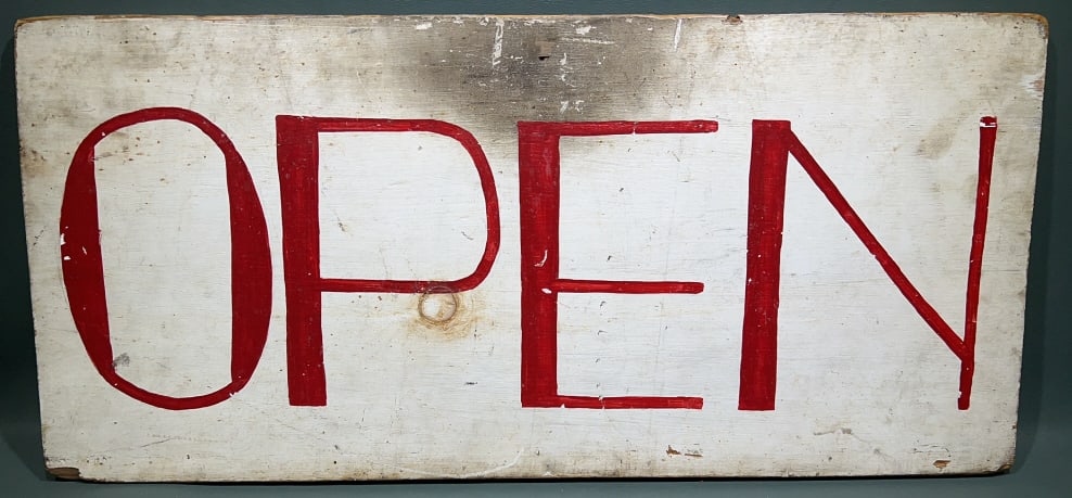 OPEN / CLOSED PAINTED WOODEN SIGN: 24" X 11"