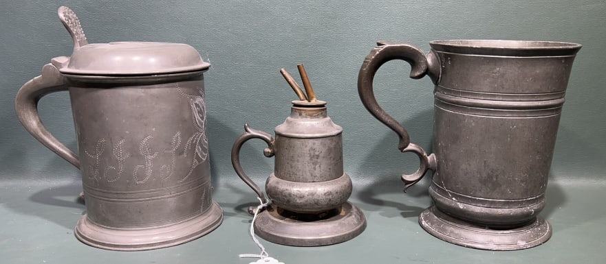 2 ANTIQUE PEWTER TANKERS & OIL LAMP (1 of 13)