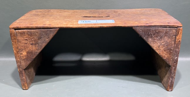 ANTIQUE PRIMITIVE BENCH (1 of 4)