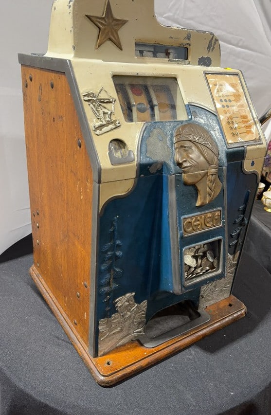 5 CENT JENNINGS ONE STAR CHIEF SLOT MACHINE - 11
