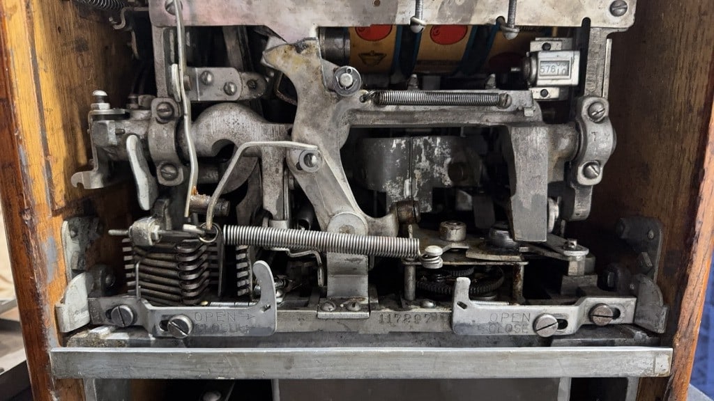 5 CENT JENNINGS ONE STAR CHIEF SLOT MACHINE - 15