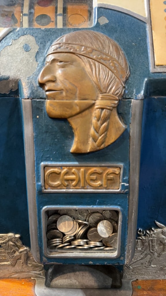 5 CENT JENNINGS ONE STAR CHIEF SLOT MACHINE - 4