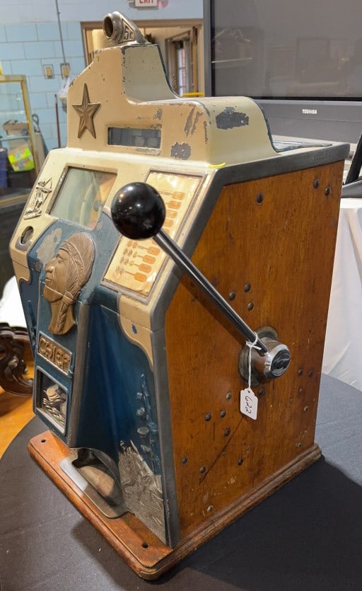 5 CENT JENNINGS ONE STAR CHIEF SLOT MACHINE - 5