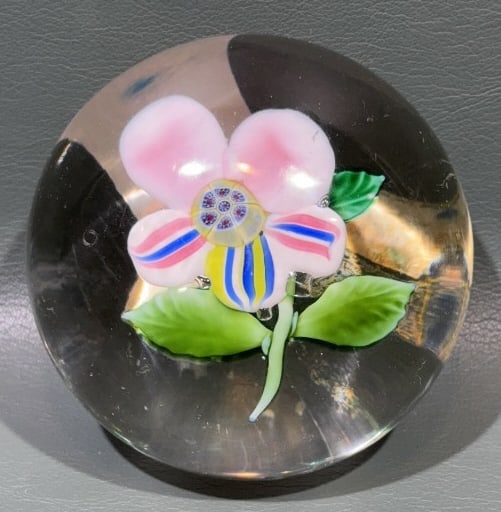 ANT. BOSTON & SANDWICH PAPERWEIGHT WILDFLOWER (1 of 4)