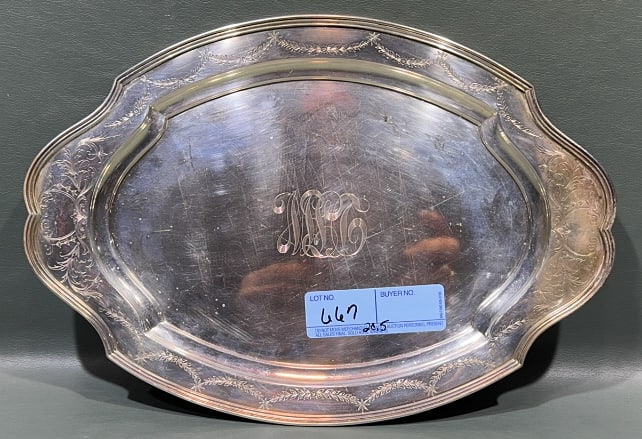 STERLING SILVER REED & BARTON PLATER (1 of 2)