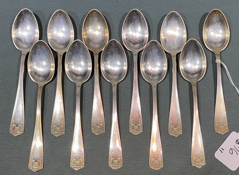 SET OF 11 STERLING SILVER SPOONS: 7.1 OZT 5-3/4" LONG