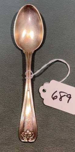 TIFFANY & CO COLONIAL STERLING TEA SPOON (1 of 2)