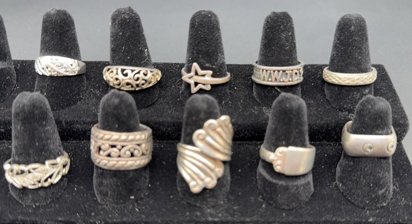 10 STERLING RINGS: ~