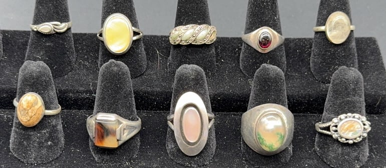 10 STERLING RINGS: ~