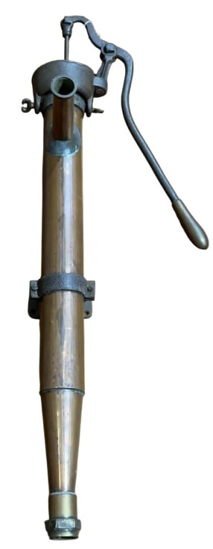 ANTIQUE COPPER & IRON WATER PUMP (1 of 3)