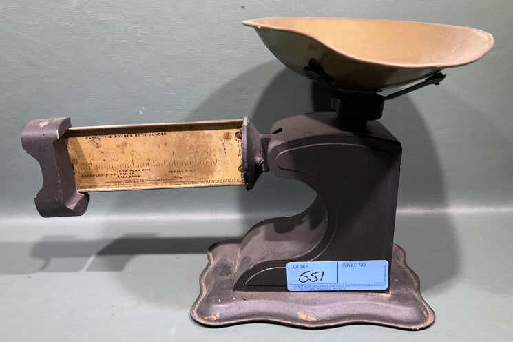 ANTIQUE PELOUZE COMPUTING STORE SCALE: 15" X 9" X 10"